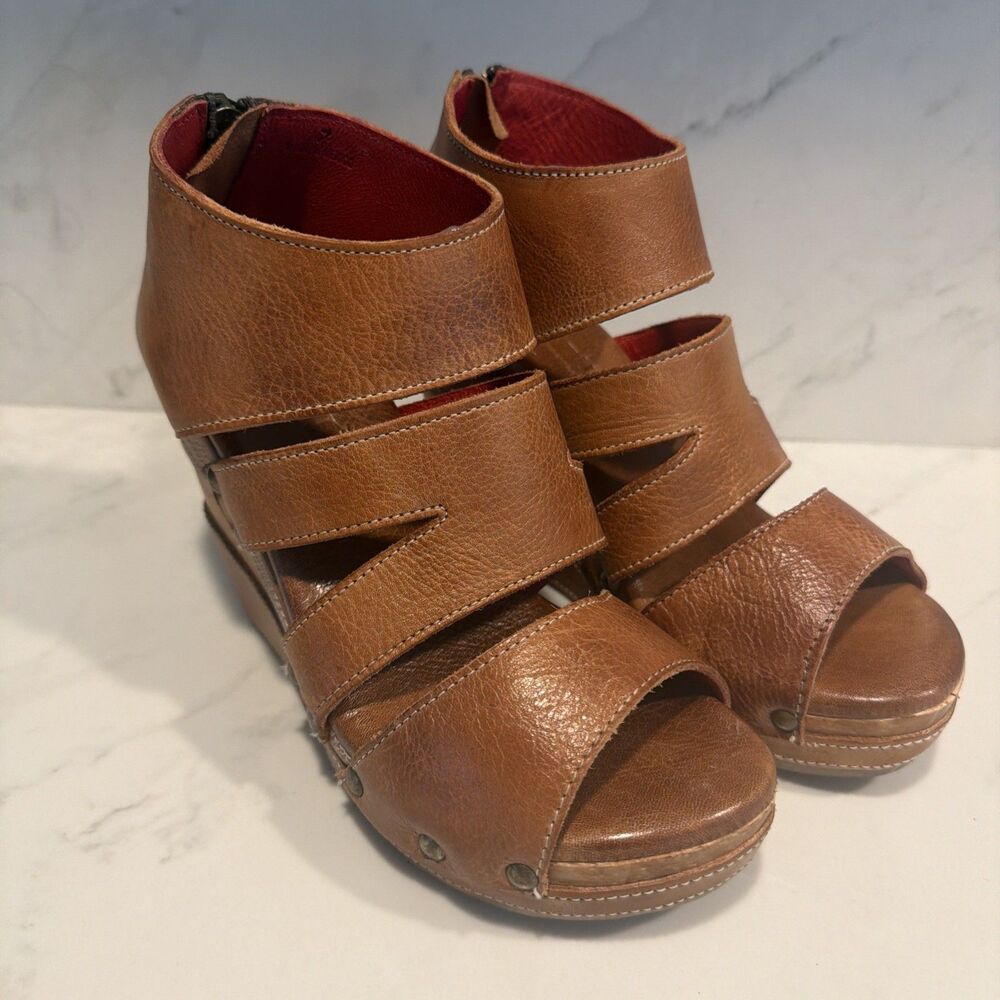 BedStu Jacey Wedge Sandal 7 Festival  Boho Chic Rustic Western Artisanal Grunge